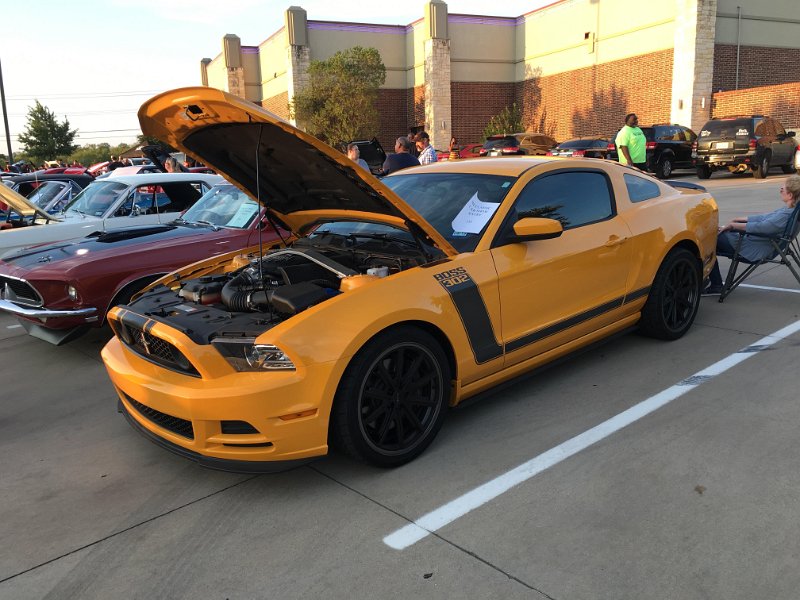 20180902 192902 - Fat Daddys Car Show.jpg
